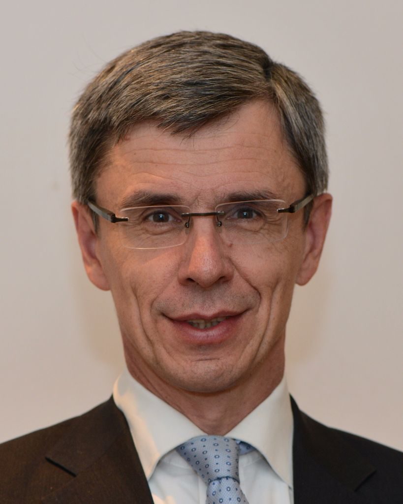 Dr. Klaus Grabinski